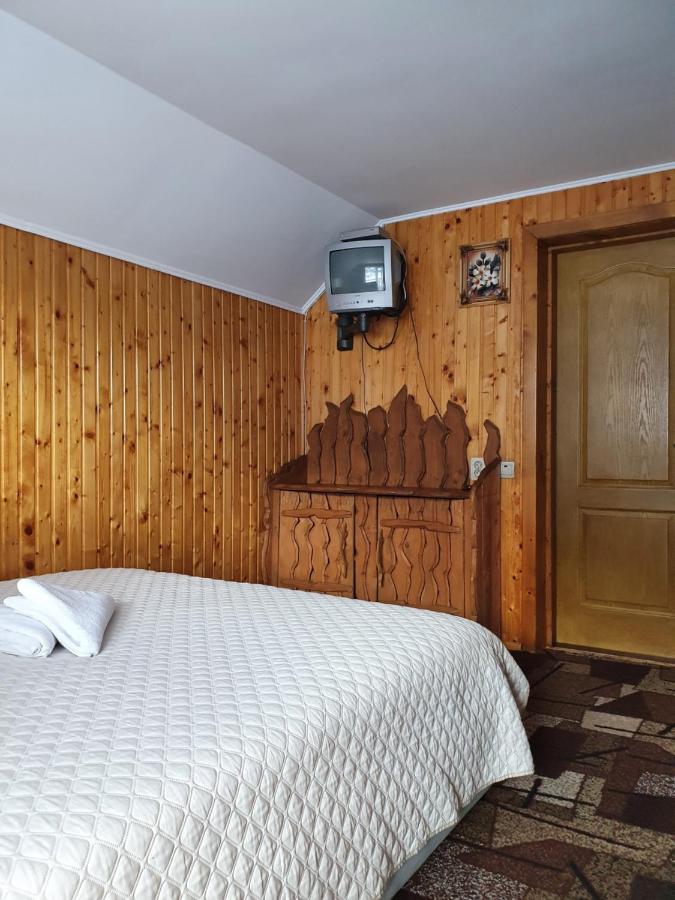 Затишок В Карпатах Villa Slavsko Exterior foto